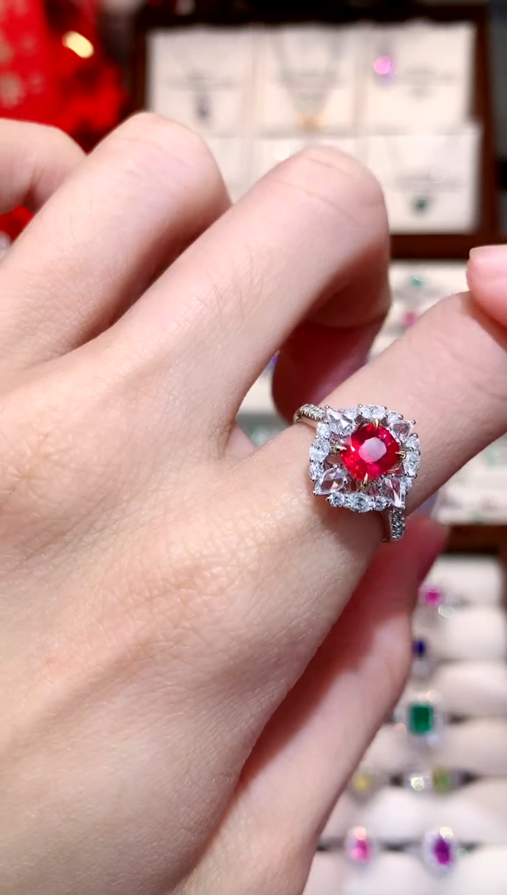 【闪购商品】尖晶石戒指18K金镶嵌1ct/天然宝石/七天无理由