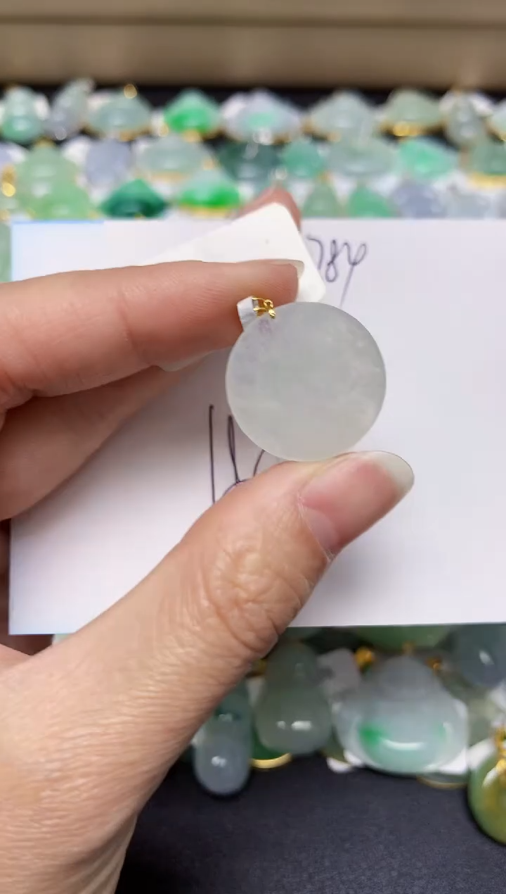 翡翠18K金镶嵌颈饰 天然翡翠A货