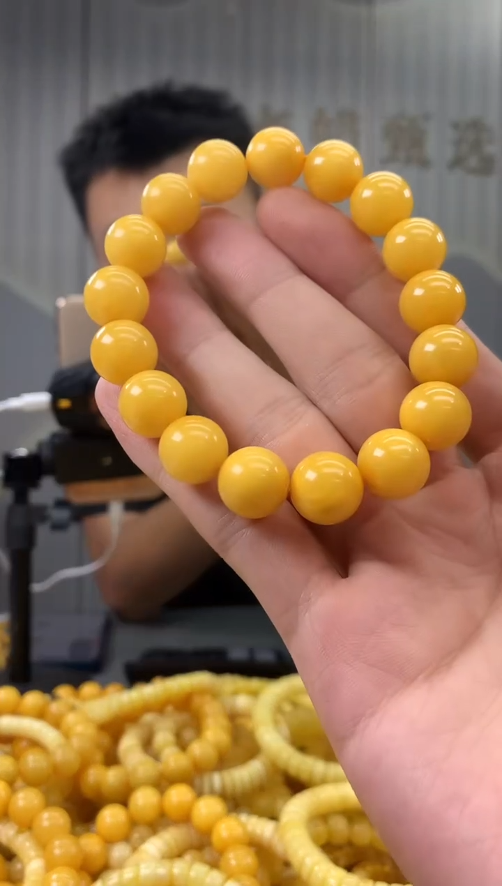未镶嵌蜜蜡裸石手串