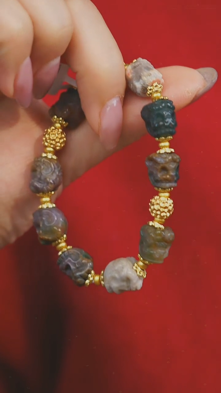 【闪购商品】玛瑙/玉髓手串未镶嵌多样性发其一