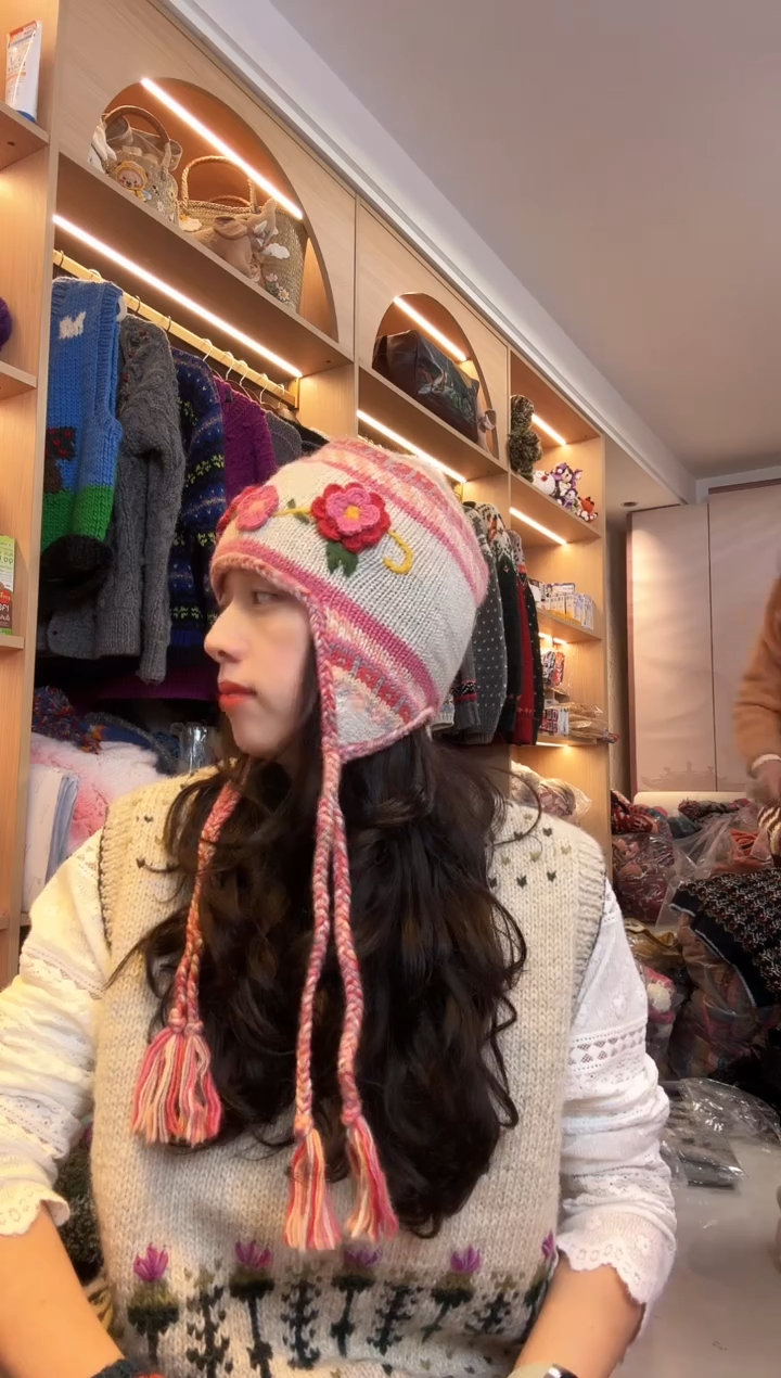 羊毛美丽如玫瑰花护耳帽 