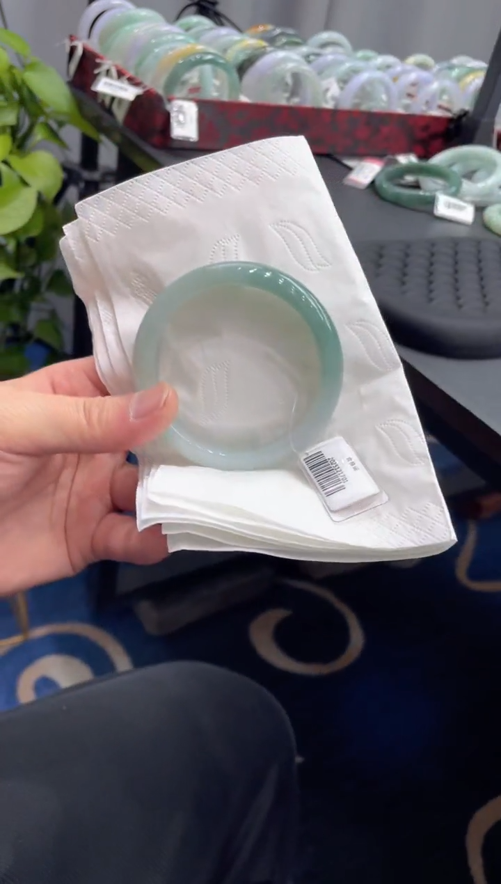 未镶嵌手镯翡翠7596******