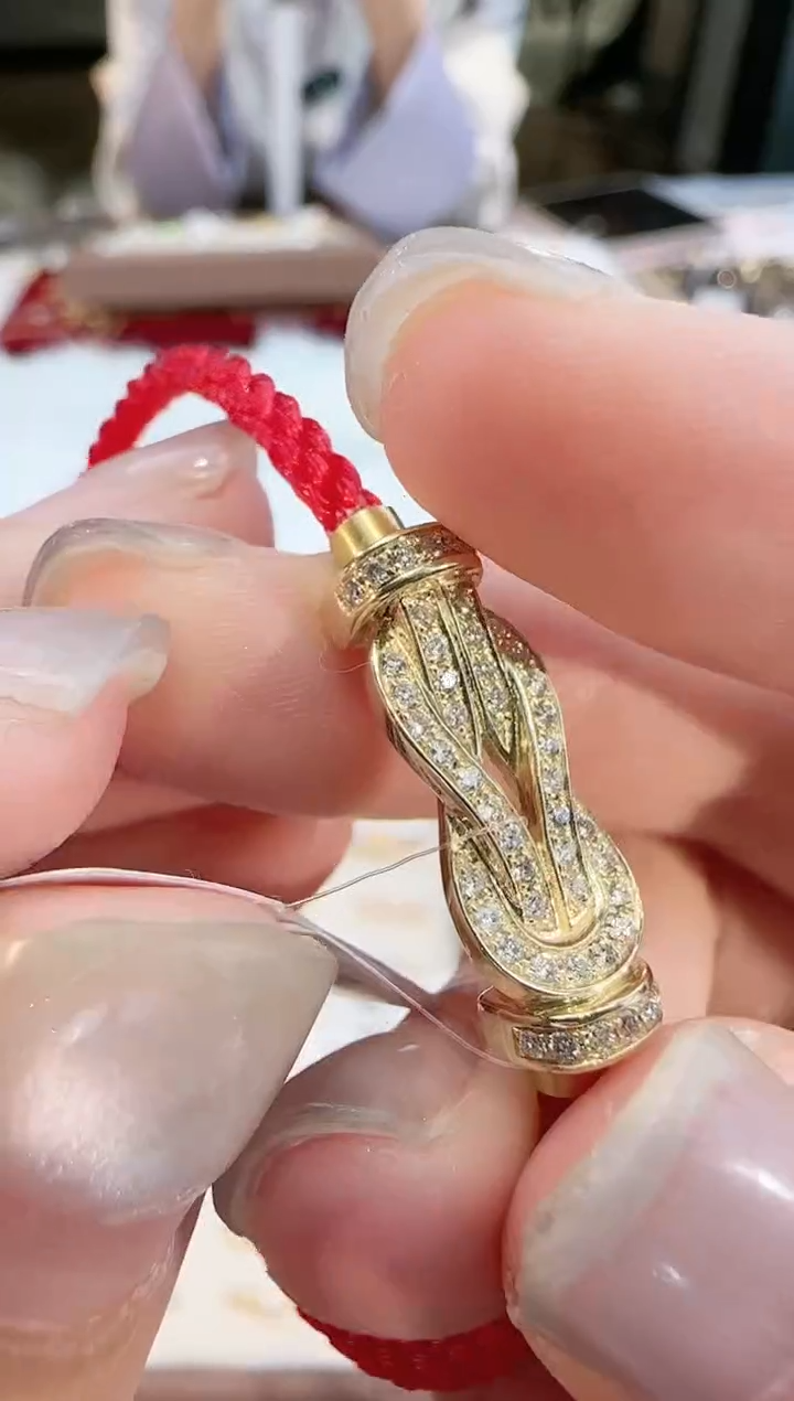 【闪购商品】钻石手绳18K金镶嵌八字扣红绳15#17#18#