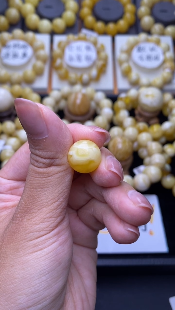 裸石琥珀未镶嵌14mm+大小姐珠宝17 