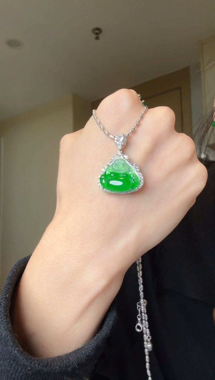 【闪购商品】翡翠吊坠(不含链)银S925镶嵌天然翡翠吊坠