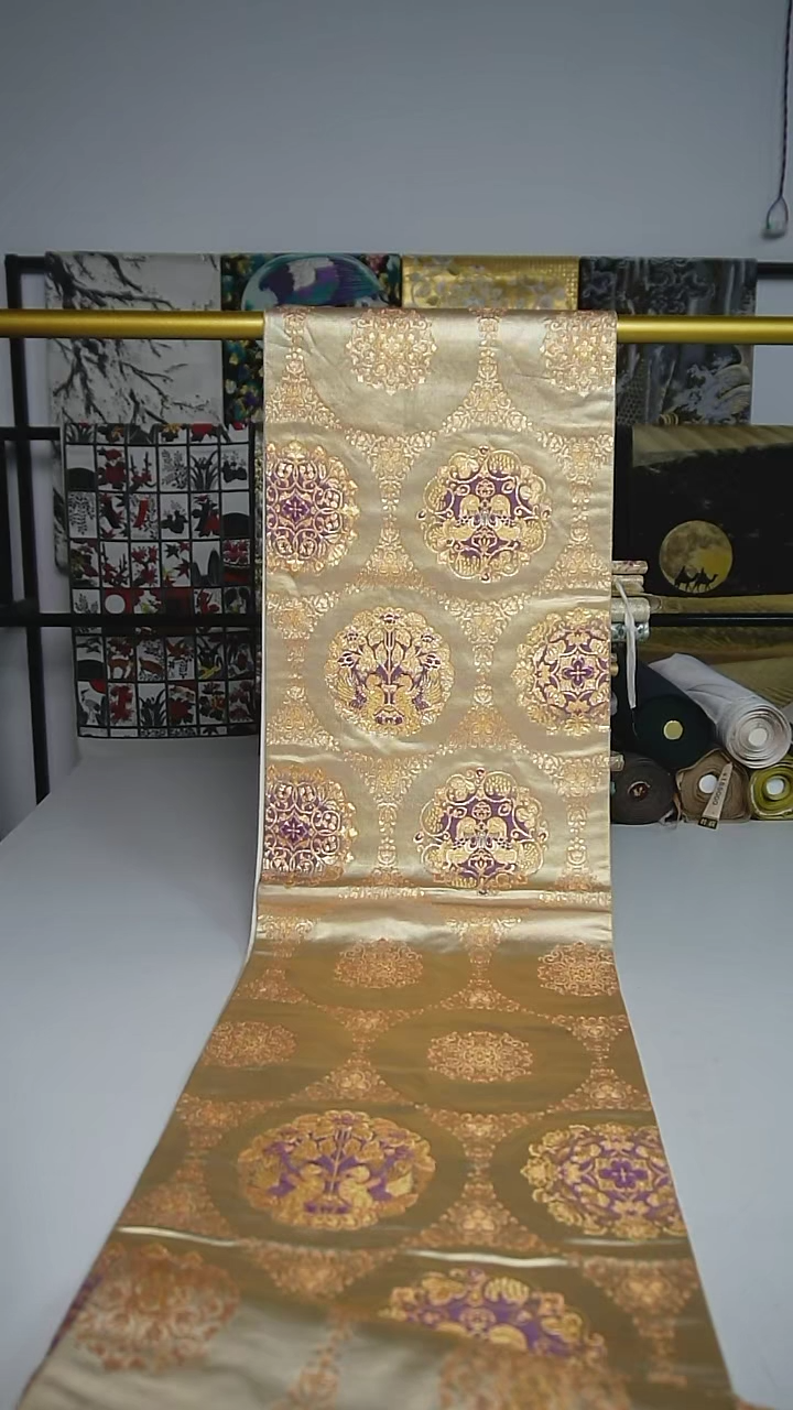 【闪购商品】织绣110 六通帝王紫团花