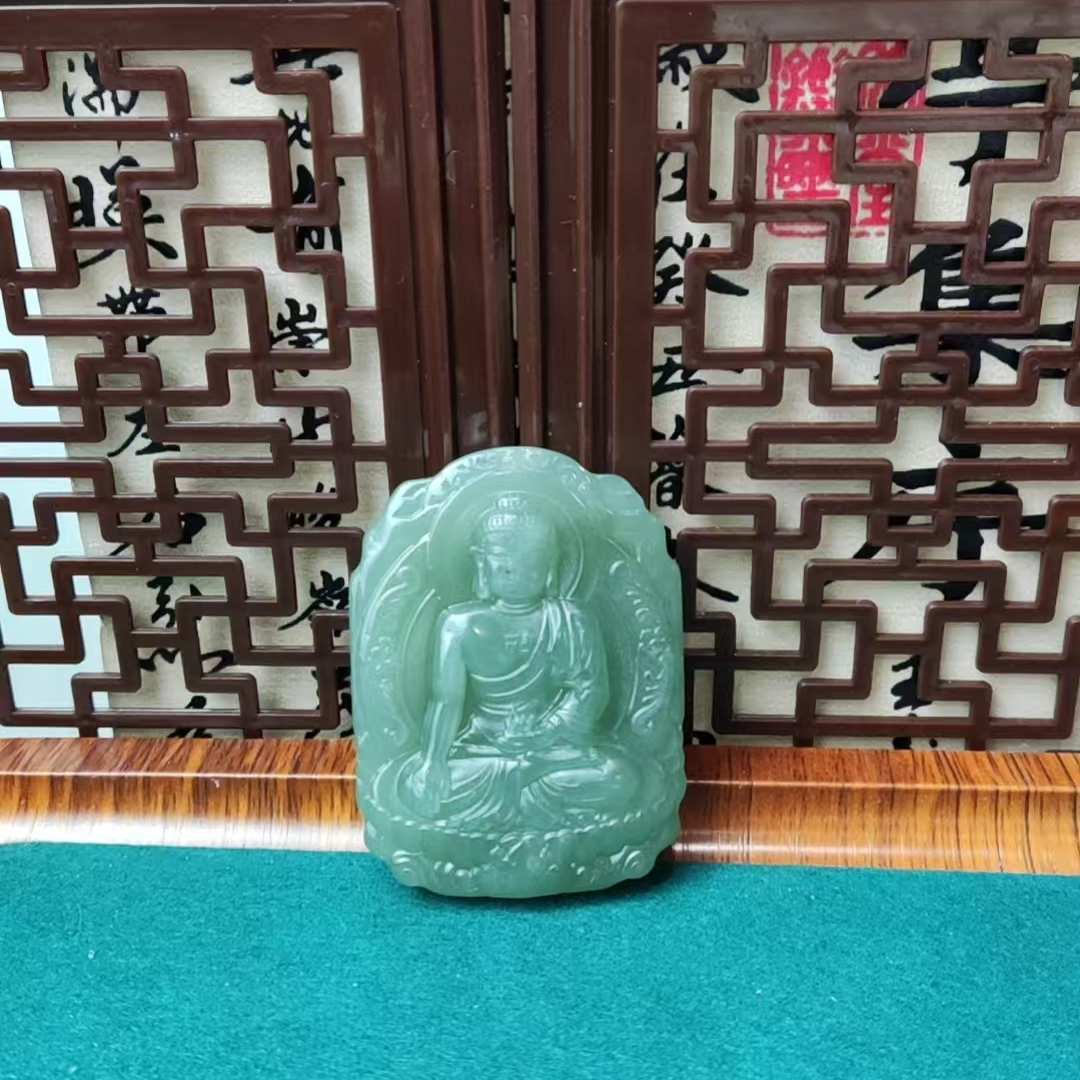 和田玉大日如来吊坠（猪，狗）0468