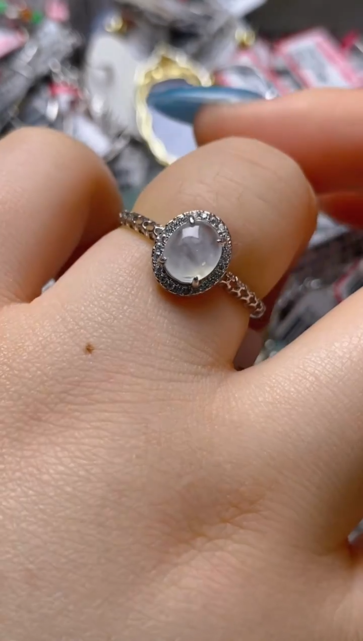 银S925镶嵌戒指翡翠百内无证书