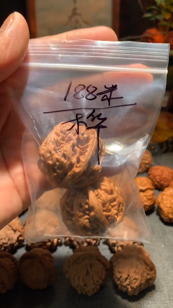 把件桃核木*丰泰文玩 大粗筋 39  尺寸左右深清打底