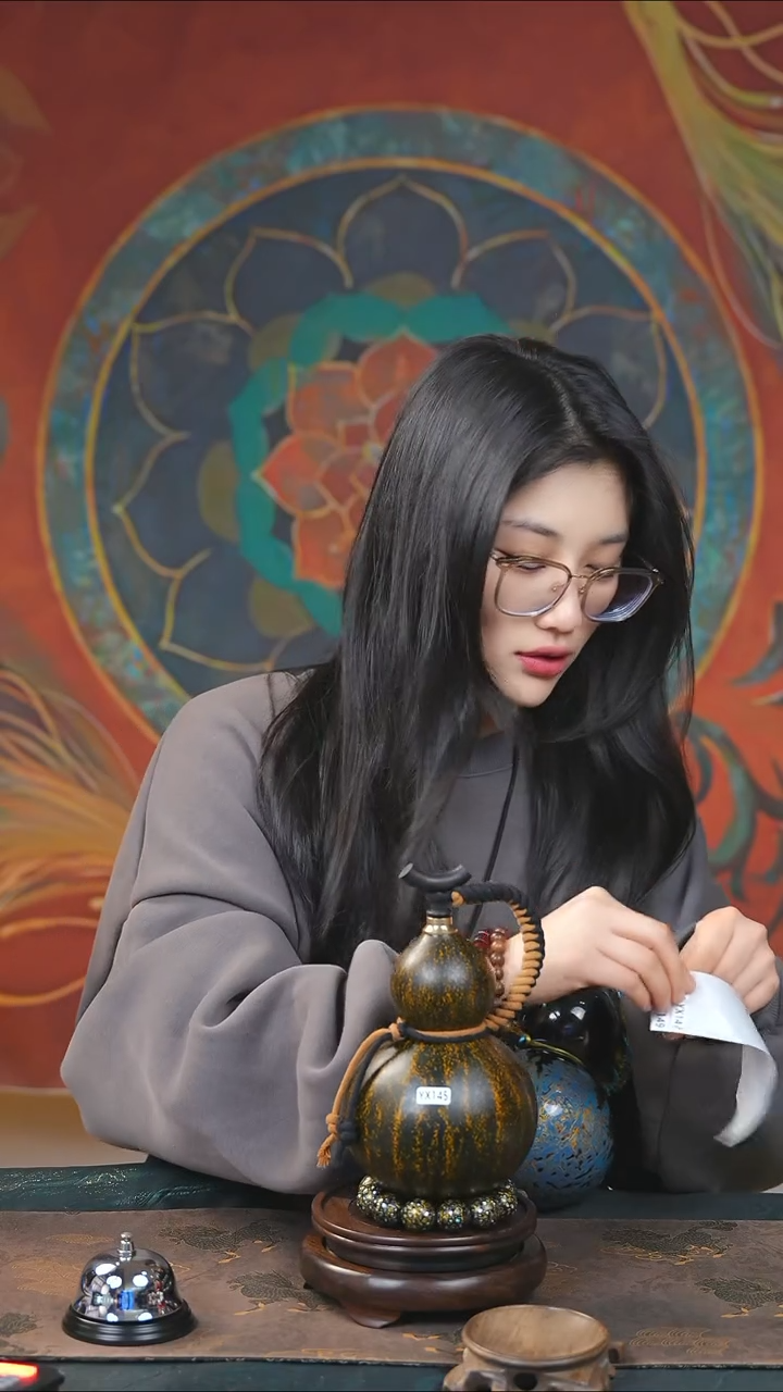 【闪购商品】YX146大漆酒葫芦不包手串及旋转底座