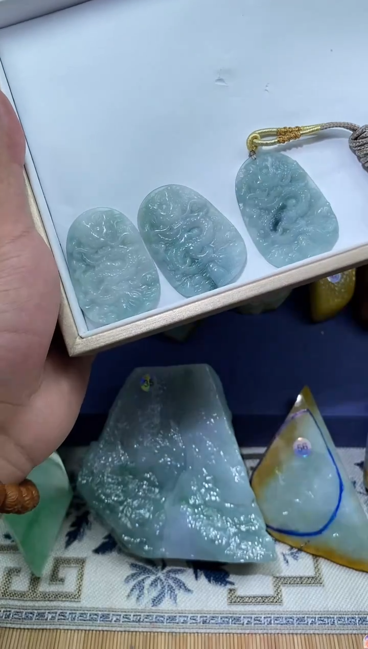 颈饰未镶嵌翡翠多样性发货其一1221005