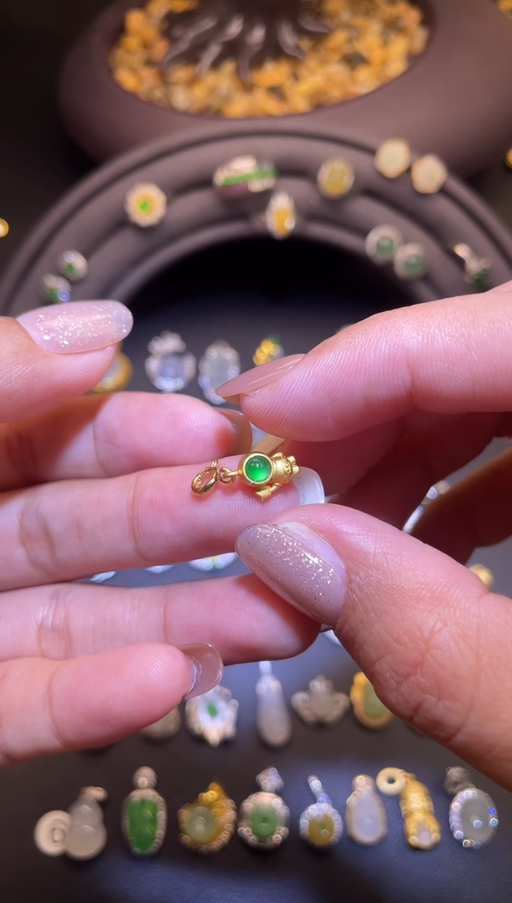 吊坠(不含链)银S925镶嵌翡翠1