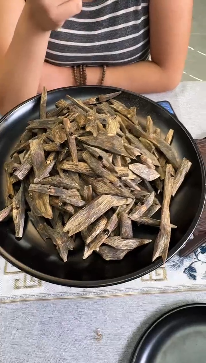 沉香碎屑沉香红油金沙叶200克原材料多样性发货一份