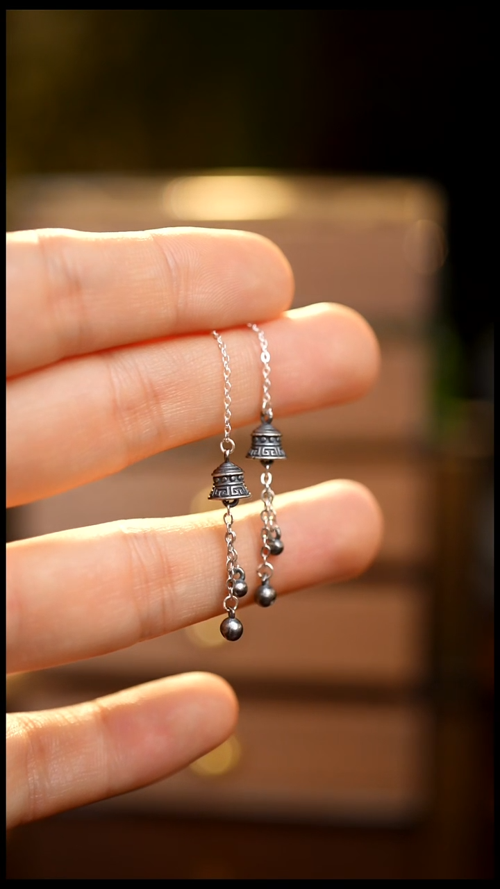 刺绣铃铛流苏耳饰Q9154