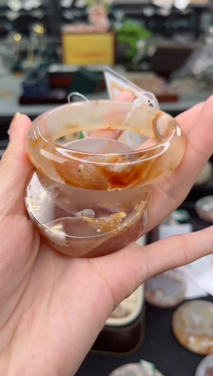 【闪购商品】石英质玉手镯未镶嵌55圈口（赠品镯心）35572177