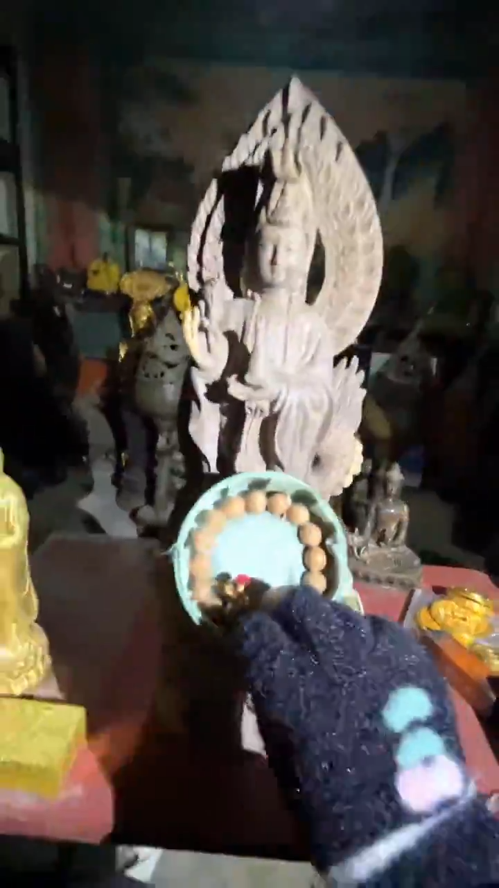 【闪购商品】滴血莲花菩提吊坠1