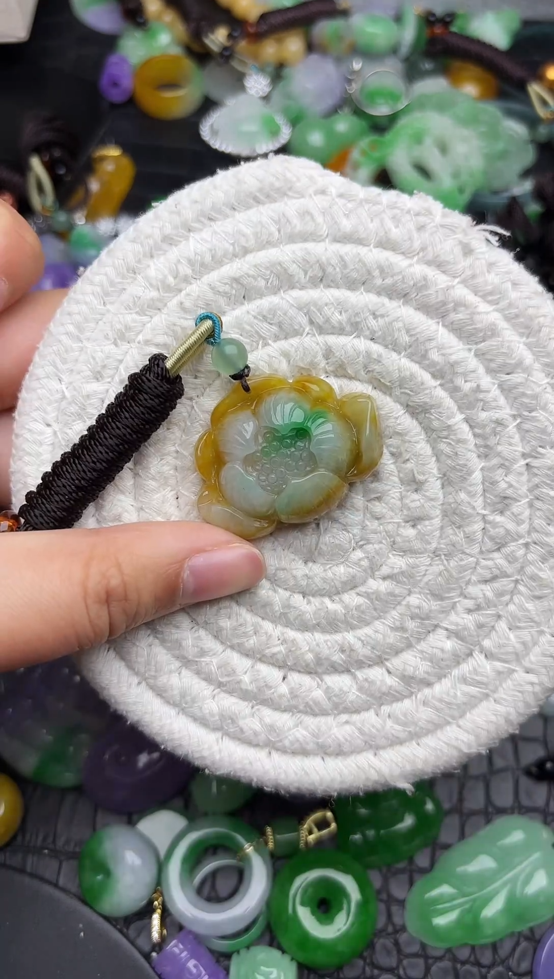 颈饰未镶嵌翡翠缅甸翡翠吊坠