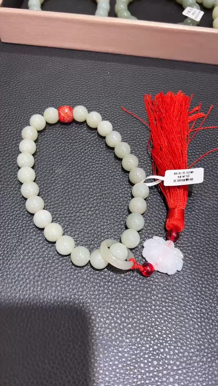 【闪购商品】和田玉手持未镶嵌且末料手持