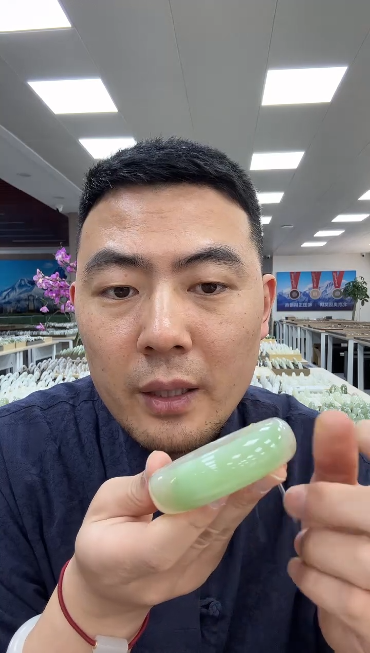 未镶嵌手镯和田玉57.5  657