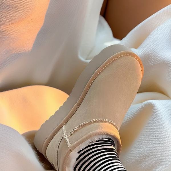 34码雪地靴时尚百搭真皮加绒加厚保暖冬季短筒时尚百搭真皮加绒