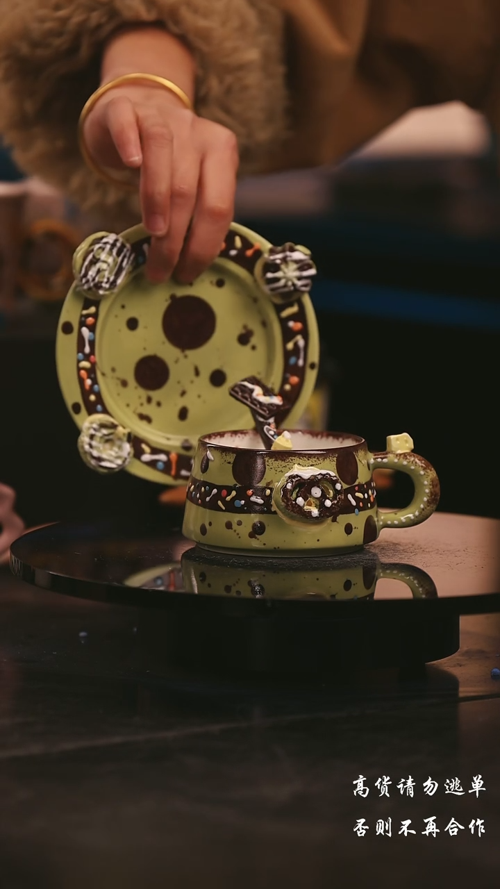 陶瓷景德镇可爱设计师款陶瓷 