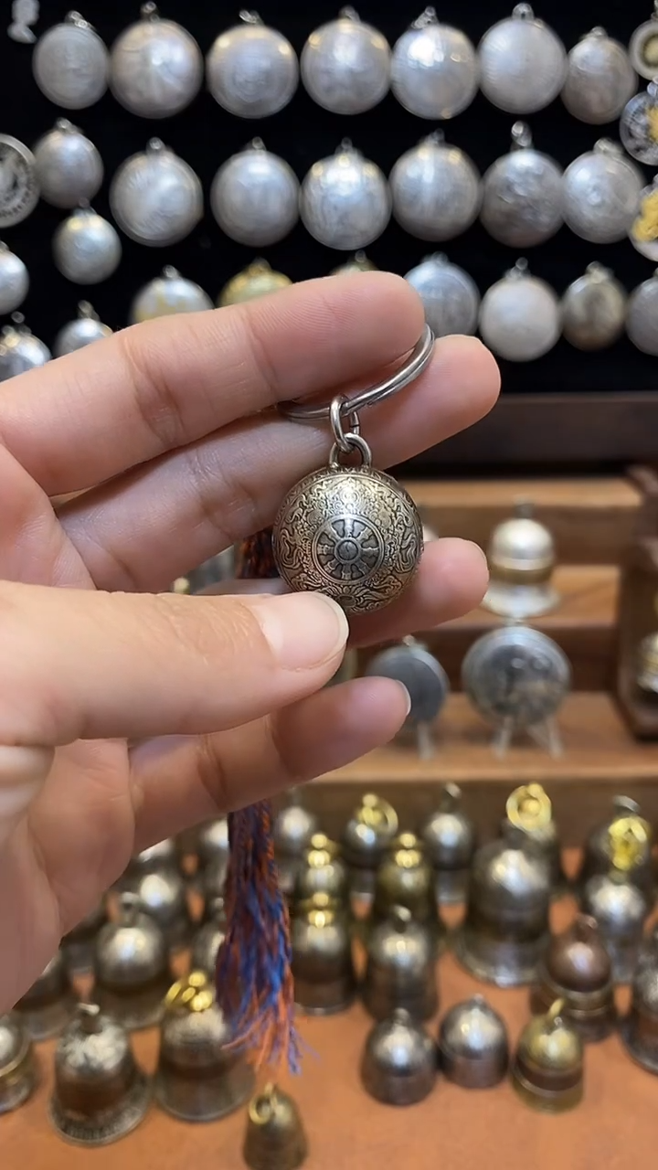 八宝圆铃铛竞拍全品