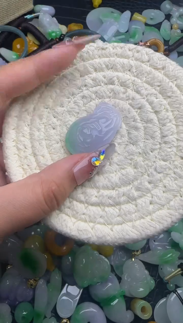 翡翠未镶嵌颈饰天然缅甸翡翠吊坠