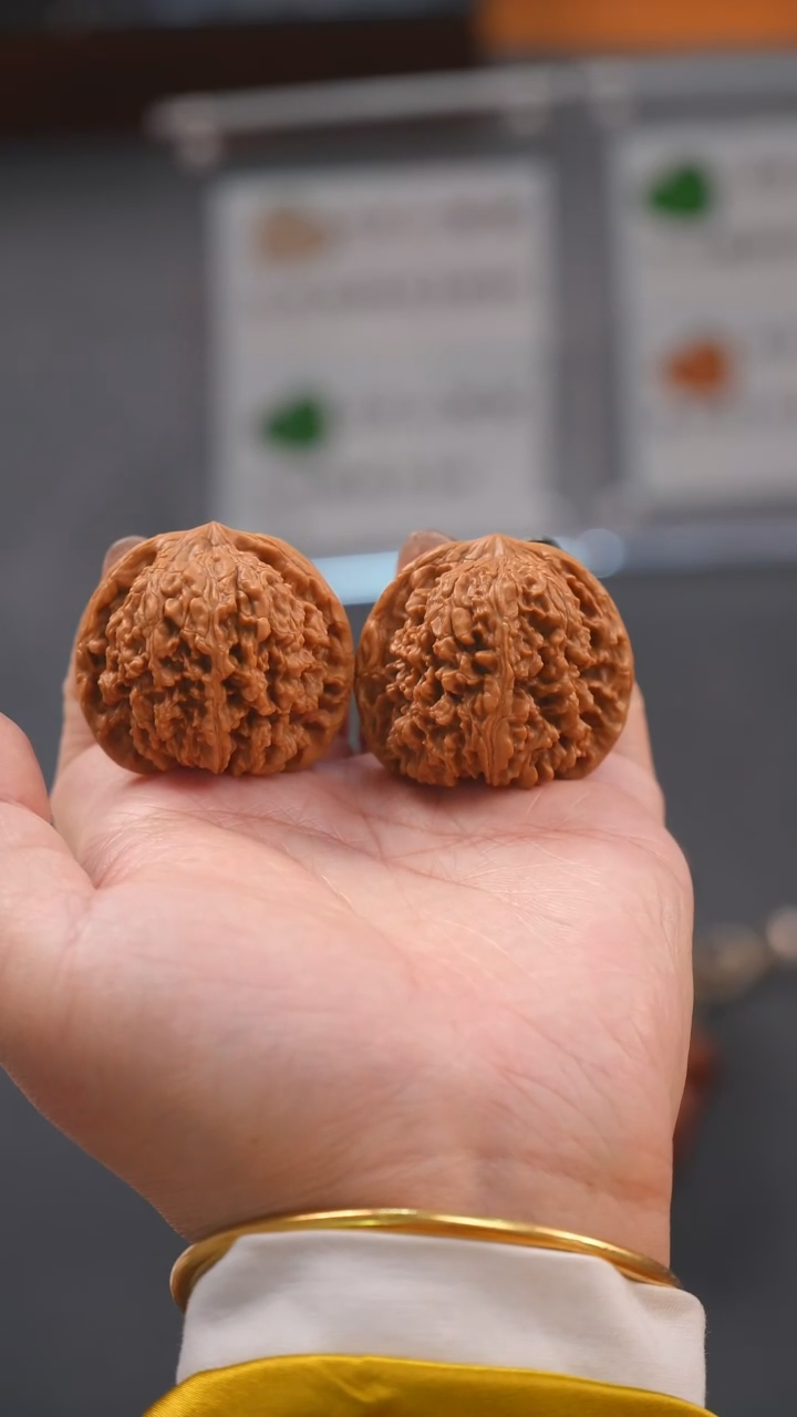 【闪购商品】文玩核桃吊坠39满天星狮子头