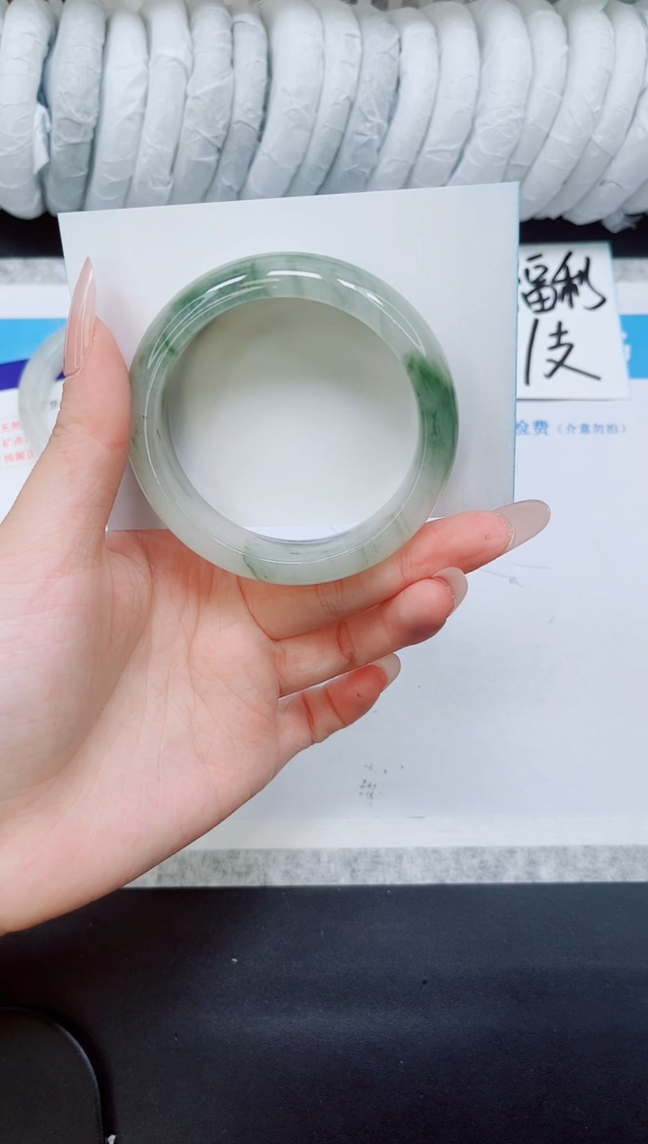 石英质玉手镯未镶嵌A115-53/54/55