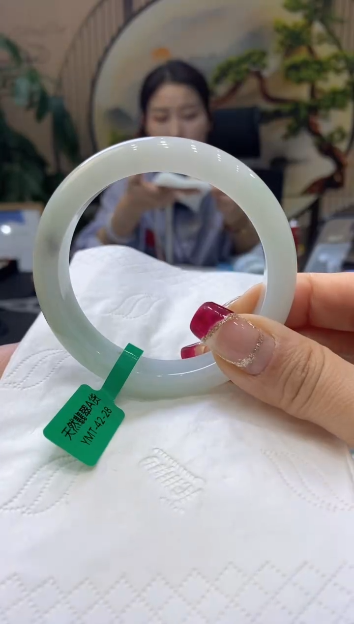 【闪购商品】翡翠手镯未镶嵌99908220