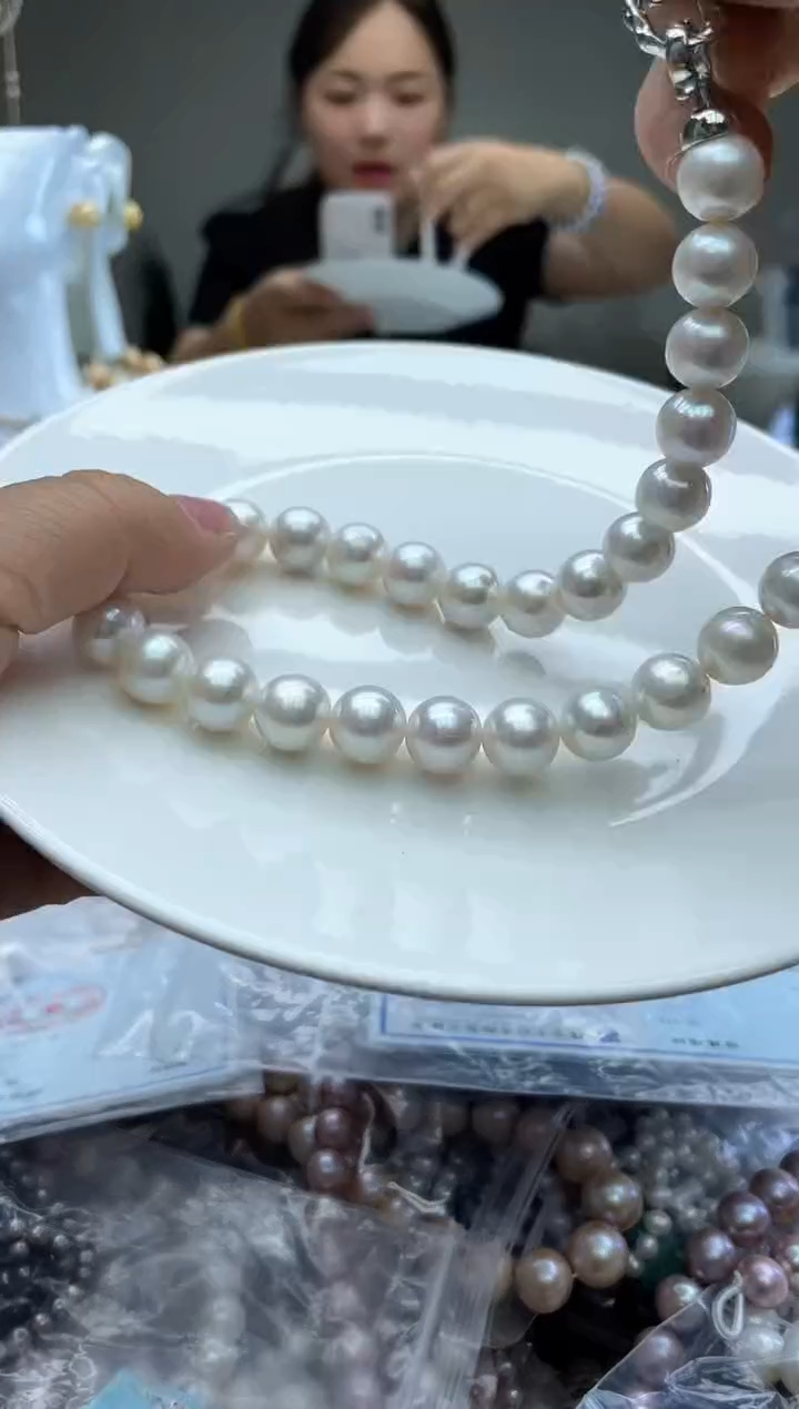 无  白系项链             