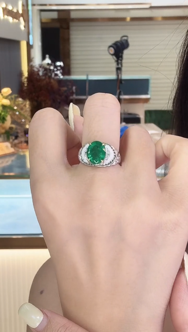 铂Pt950镶嵌戒指祖母绿祖母绿戒指03371