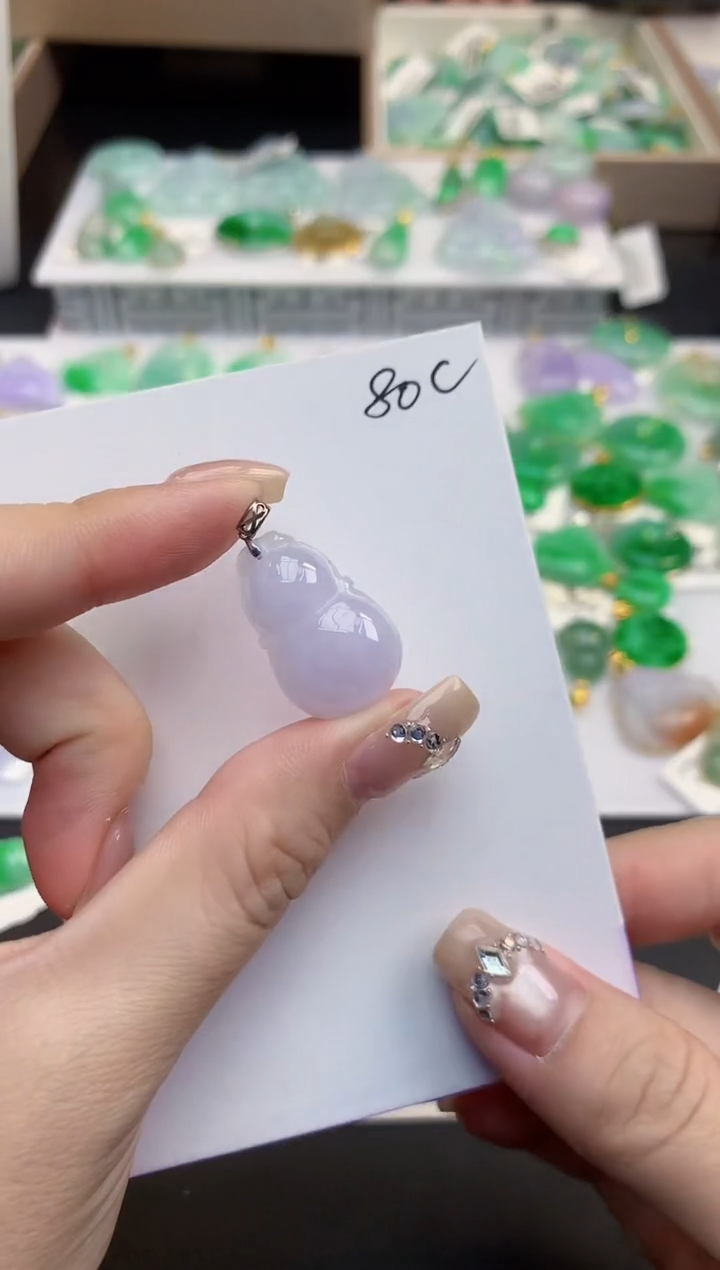 颈饰18K金镶嵌翡翠天然缅甸a货翡翠