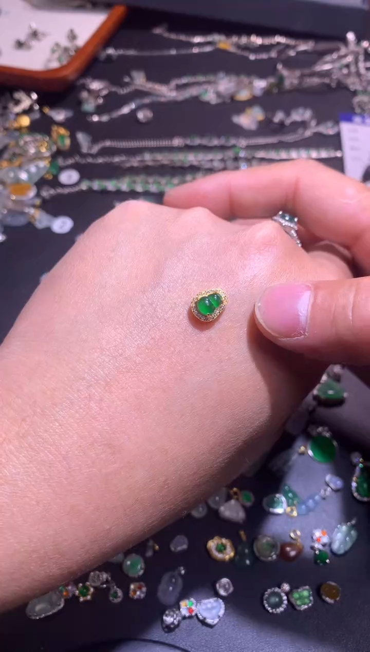 【闪购商品】翡翠吊坠(不含链)银S925镶嵌1