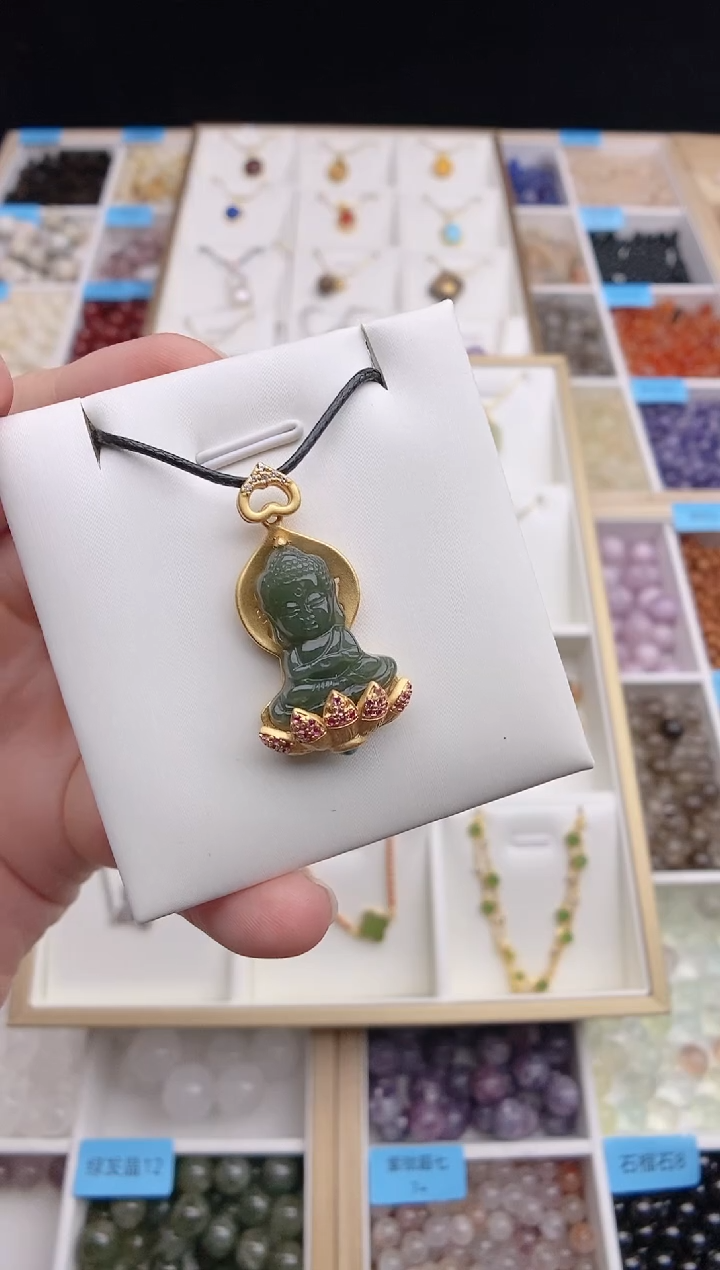 颈饰银S925镀金镶嵌和田玉宝宝佛多样性发一