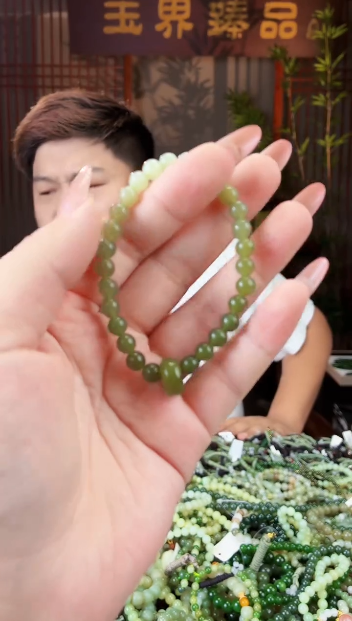 和田玉未镶嵌颈饰拍一发一