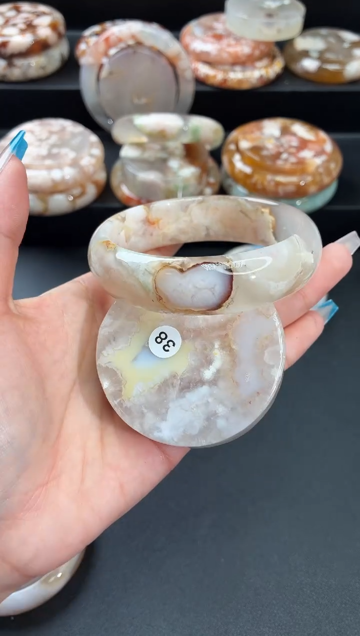 手镯玛瑙/玉髓未镶嵌石英质玉赠送镯心)62圈59/60带