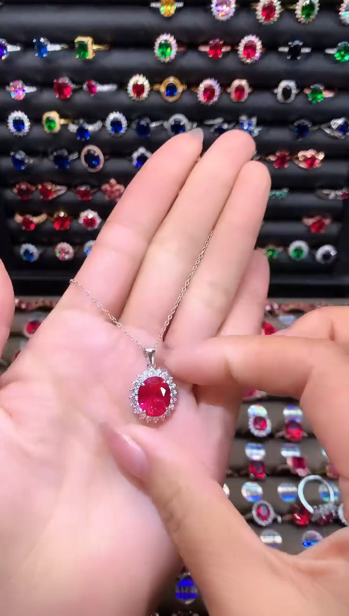 【闪购商品】红宝石吊坠(赠链)银S925镶嵌1012