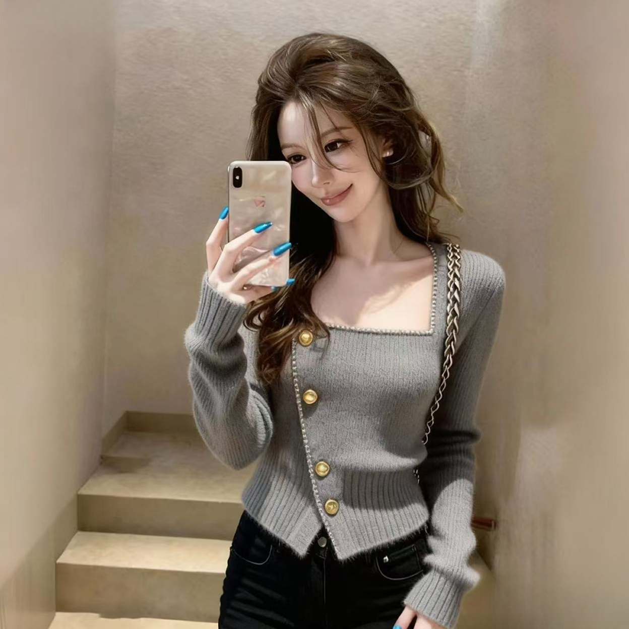 软糯毛衣女冬绝美巨好看轻奢高端设计感气质掐腰方领灰色针织衫爆