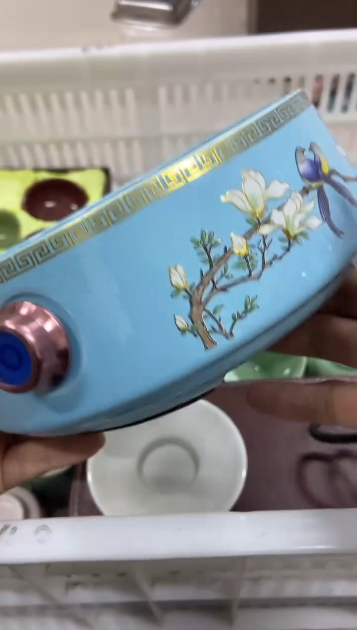 杯无运费险有瑕疵的摄影的产品有使用过的痕迹有点脏介意勿拍