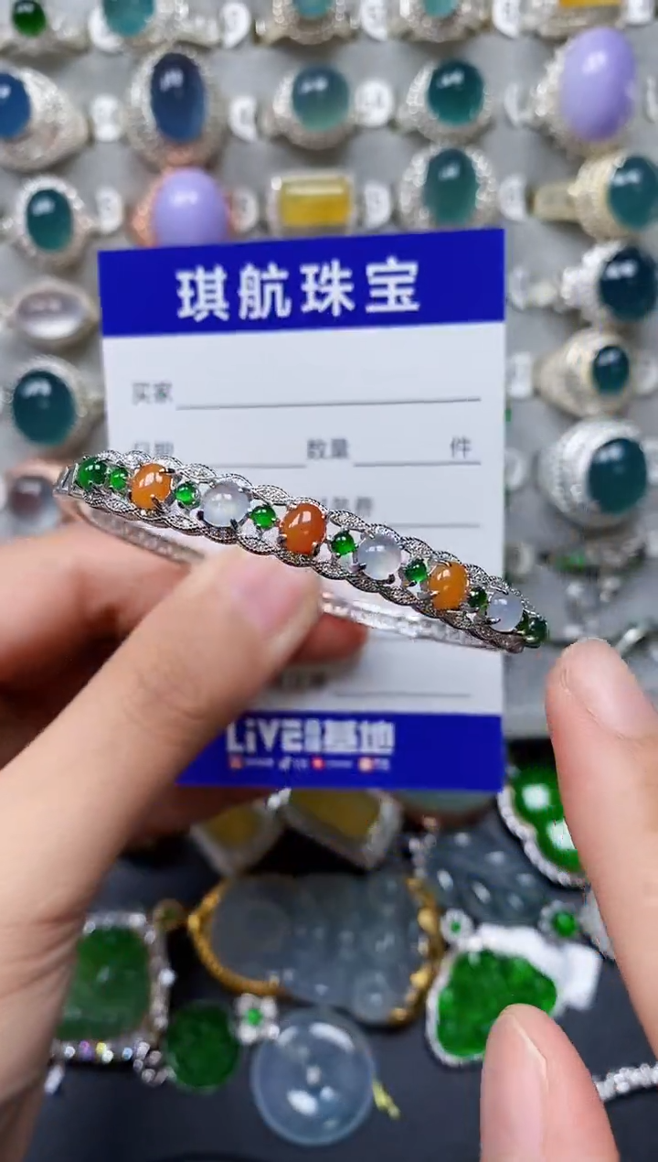 【闪购商品】翡翠手镯银S925镶嵌0660