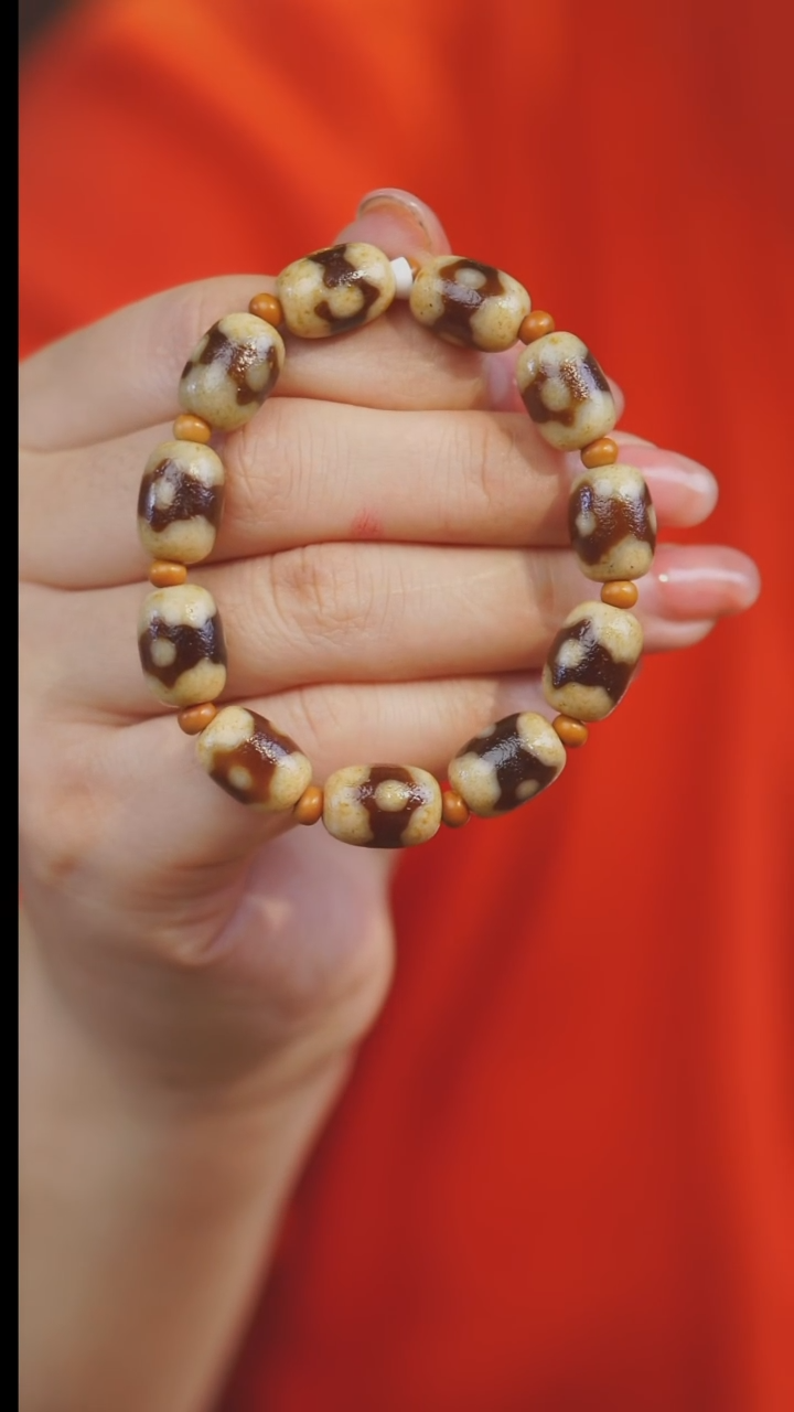 【闪购商品】玛瑙/玉髓手串未镶嵌多样性发一