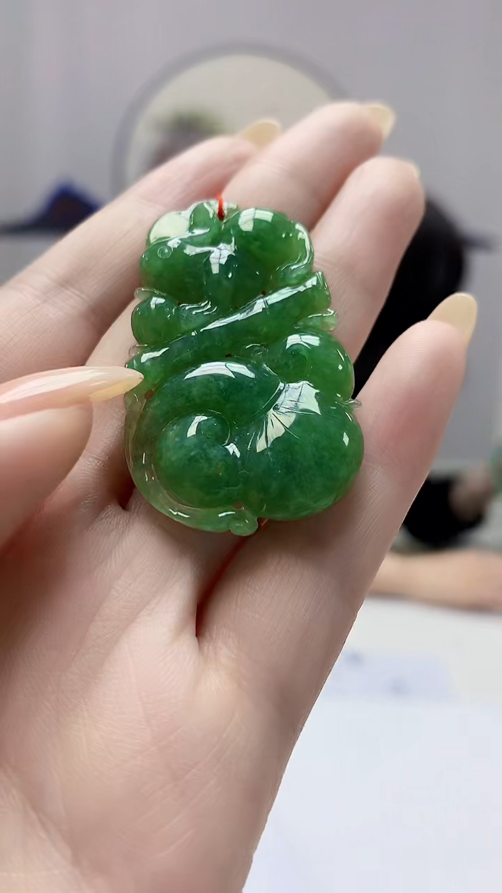 【闪购商品】定制翡翠未镶嵌4852DD-毛货挂件172