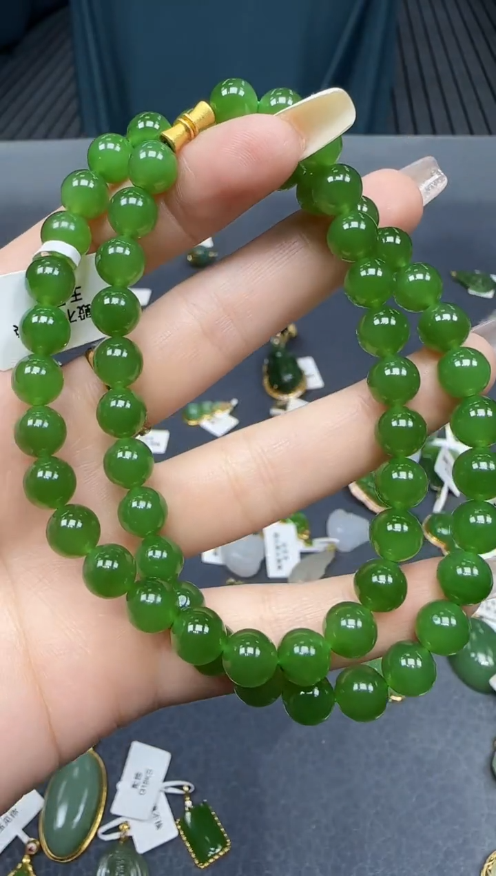 【闪购商品】和田玉挂件18K金镶嵌1