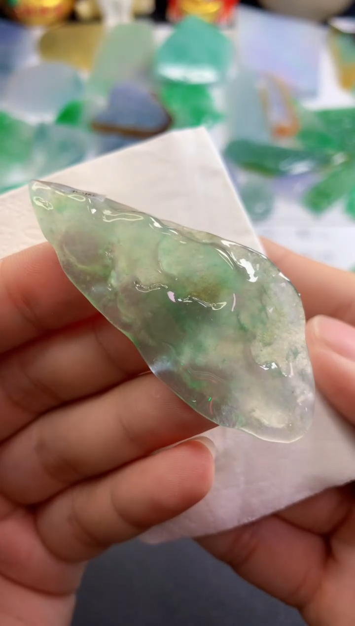 【闪购商品】翡翠吊坠(不含链)未镶嵌633