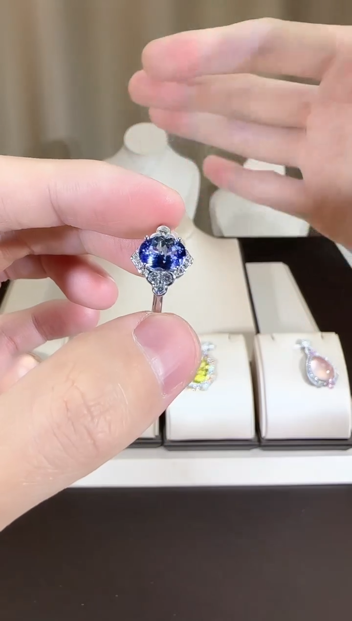 【闪购商品】坦桑石戒指银S925镶嵌6*8mm