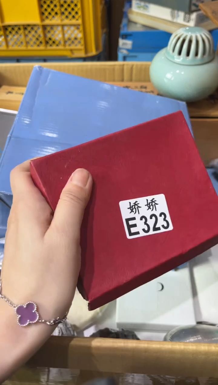 瓷?****学323 Mei.同学 