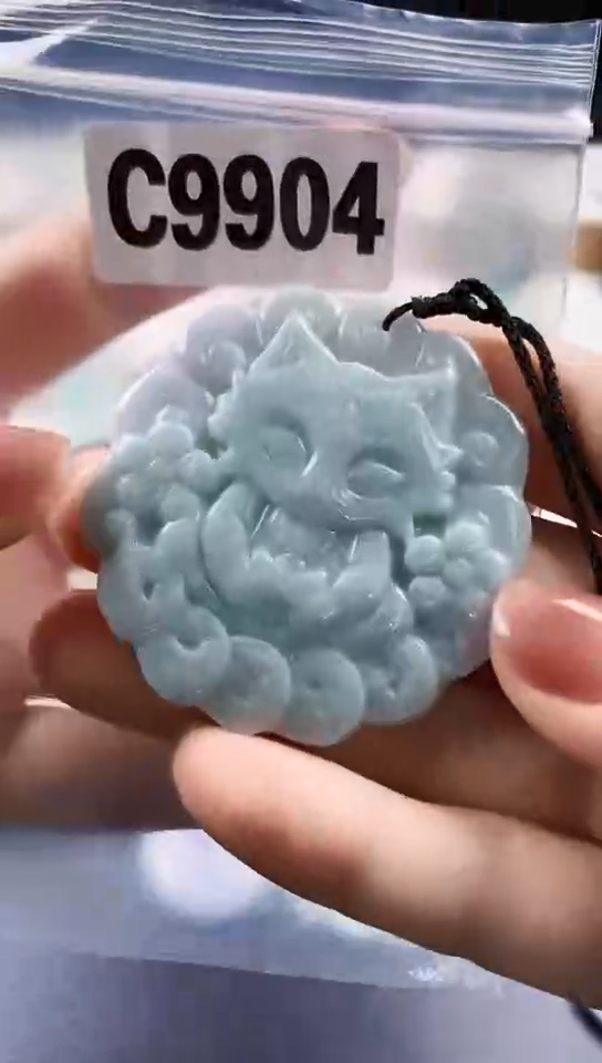 颈饰未镶嵌翡翠天然翡翠吊坠挂件