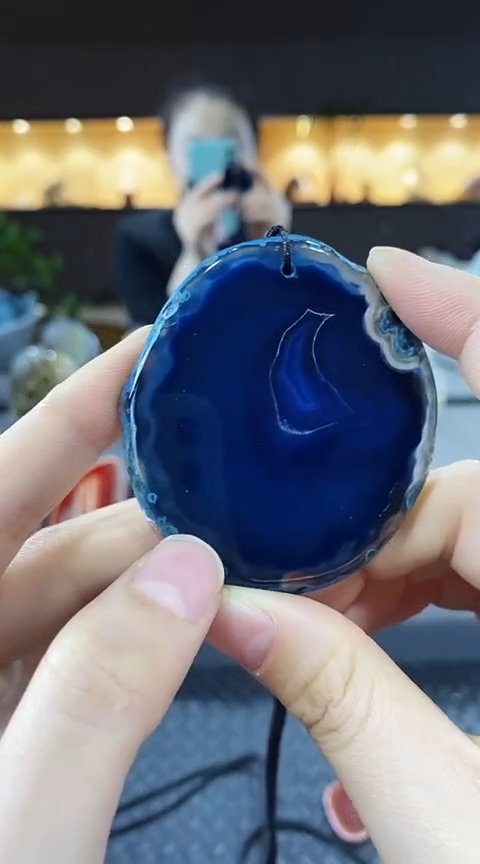 未镶嵌颈饰玛瑙/玉髓丝**鸣玛瑙