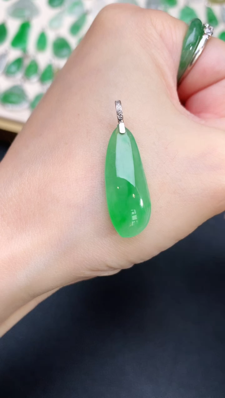 翡翠18K金镶嵌吊坠(不含链)104福瓜|2980+0